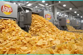 工厂如何制作乐事薯片；薯片制作揭秘