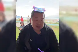 蓝战非开兰博基尼自驾一趟新疆，都快要自闭了。#蓝战非