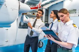 修飞机专业大揭秘：名称、院校、前景全解析！专科也能拿高薪？图片