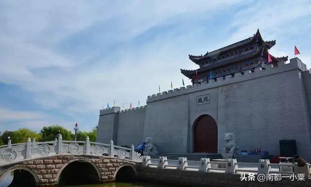 新疆吐鲁番，四大古镇