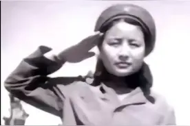 她瞒着家里当了医务兵，离开老山10多年后，她梦到牺牲了战友图片