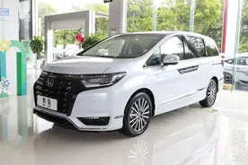 【对比分析】丰田塞纳和本田艾力绅，哪款车型更适合你？图片