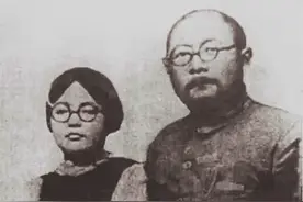 吉鸿昌英勇就义后，孩子丢了，妻子疯了，十五年后突现开国大典图片
