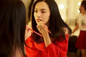 发现老公聊搔图片