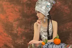 室内油画风人像怎么拍？原来布景如此简单，你也能拍出漂亮的照片