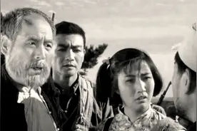 《地雷战》主题曲/鬼子少咱就干，鬼子多咱就转，埋好地雷远处看