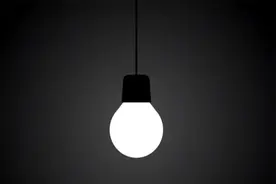 多名年轻女性遭侵犯杀害后被残忍剥皮，剥下的皮被做成了一件马甲视频封面