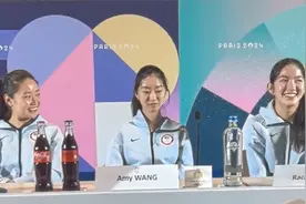 全员害羞！美国女队谈想和谁搭档？隔空表白：喜欢樊振东很多年视频封面