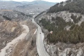 航拍莱芜青石关至博山南外环视频封面