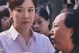 影视：女人控制欲极强逼丈夫喝洗脚水，不喝就不爱最终酿成悲剧视频封面