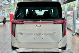 新车驾到！全新广汽传祺GN8名驭 (2024) -7座MPV | 内饰和外观