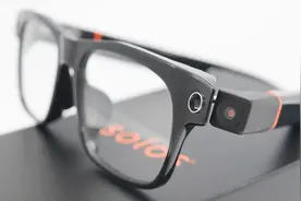 内置摄像头，搭载GPT-4o大模型的智能眼镜，可识别和分析各种物品视频封面