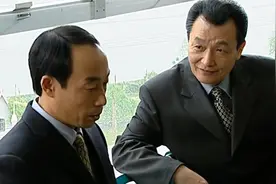 至高利益：贺家国口无遮拦，批了钟明仁再批赵达功