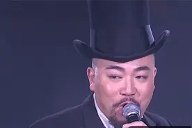 盘点黄伟文那些年填词的经典歌曲，来听听他娓娓道来的爱恨情仇！视频封面