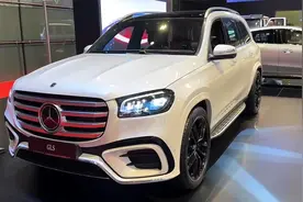 2024款奔驰GLS450霸气亮相！车长5.3米，配3.0T直列六缸+四驱