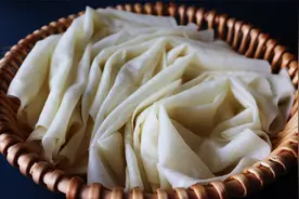 比纸还薄的筋饼做法，有技巧无难度，卷不破撕不烂，怎么吃都好吃