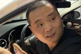6年仅仅行驶3万公里，2.0T发动机9AT变速箱，奔驰C价格是真硬！视频封面