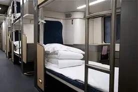 厉害了我的国！中国双层软卧高铁正式通车，内部构造令人拍手称赞