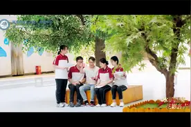 一水护院绕 花影各占春