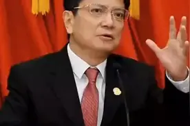 郑强同志是个好同志，他的水平完全可以胜任清华或者C55512