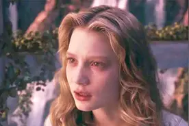 女孩因为乱吃东西 结果误入诡异世界视频封面