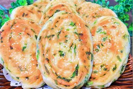 葱花饼这做法太绝了，酥软鲜香，吃一口快被香迷糊了，看一遍就会