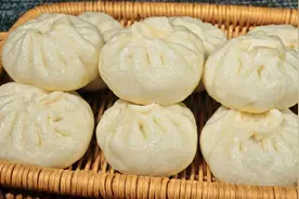 3天不吃就馋这锅白菜酱肉包，调馅配方教给你，几口一个超级香