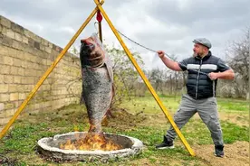 见识一下东南亚人吃下水，真的是开眼界了，完全不处理太原汁原味视频封面