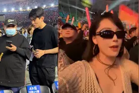 孙越刘震云看凤凰传奇演唱会 被调侃听一晚上盗版 本人回复好搞笑