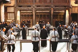 晋商年终分红有多豪横！现场摆出100米算盘，七厘股份有十万白银