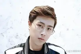 和faker五五开的男人卢本伟已就位？昔日大主播即将复出图片