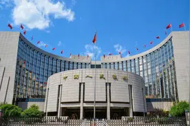 频繁“套现”需注意，央行再发提醒，情节严重或面临牢狱之灾图片