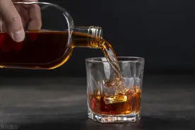 酒后乱性？酒精：是你们自己想做坏事，别把锅甩我头上！图片