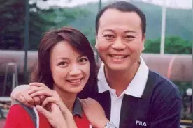 港姐杨婉仪移居国外，教英语养活子女，老公生意失败后行踪神秘图片