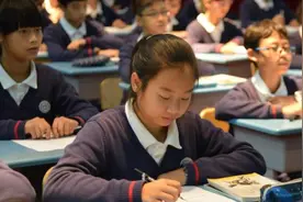 一学校开学就要缴纳学费25800元，家长倍感心酸，直言：供不起图片