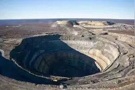 只需钻入地下几千米，就能找到无穷能源！为何没有人开发地热能？图片