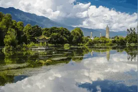 云南夏季不热冬天不冷，真正适合全年旅居的地方，只有这3个图片