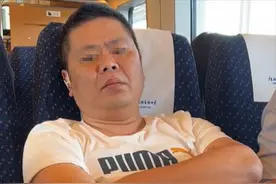 女学生高铁被打后续：打人男子面目狰狞，现已立案，受害人发声图片