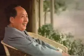 毛泽东在五台山求签，老和尚：一生顺遂大吉，主席听后笑着摇头图片