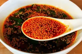 凉拌菜怎样做更好吃？学会这个万能凉拌汁，拌啥都好吃，太实用了图片