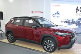 2022款丰田卡罗拉锐放实车到店，配置曝光，空间表现理想，配2.0L图片