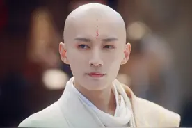 ​《少年歌行》里的“琉璃男孩”，知道有帝君，却差点没发现腾蛇！图片