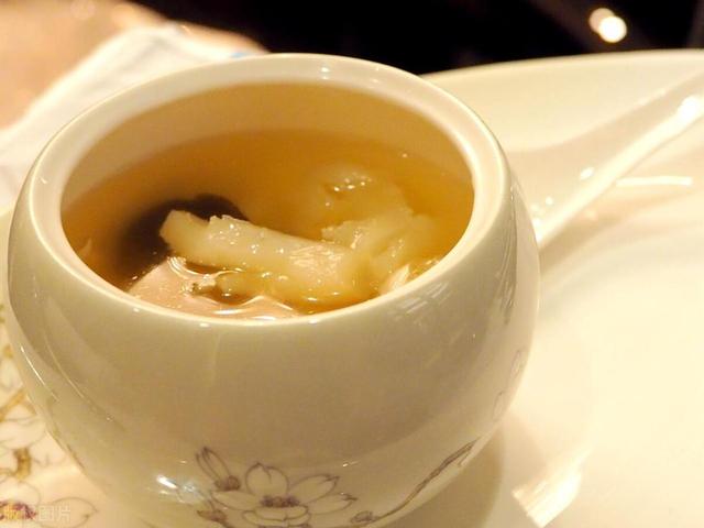 假花胶煮沸后 2026年假花胶煮沸后能放多久