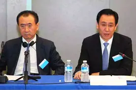 同归于尽？王健林与许家印为中国足球暗战十年，最终双双成了输家图片