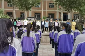 毕业不散场 感谢恩师情图片