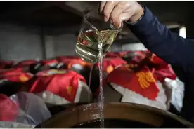 江苏酒桌“尴尬怪象”：有钱人宴请、自饮都不选梦之蓝，是真的吗图片