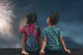 孩子经常夜里惊醒，父母照着这3点做，还孩子一个良好睡眠图片