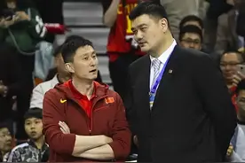 下课8小时后！杜锋获官方认可，罕见更换社媒头像，新帅年薪曝光图片