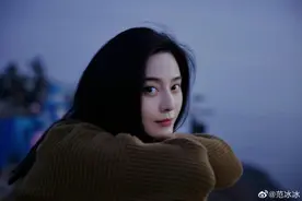 范冰冰海边随拍，这颜值真是浪费了图片