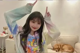 拍照姿势 跟着奥特曼学拍照 哈哈哈学起来了 ​​​图片